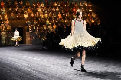 Look 1